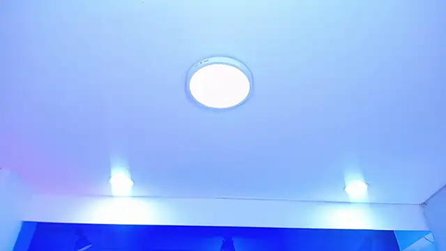 roseefancy19 online show from 02-10-26, 12:04