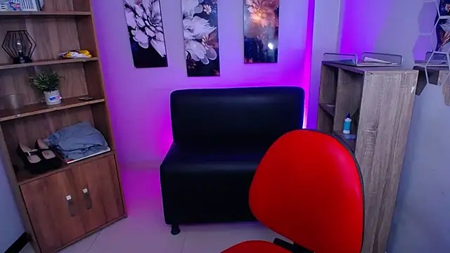 roseefancy19 online show from 11-25-25, 11:21