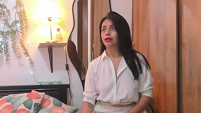 MailynAndNick online show from 11-01-25, 09:47