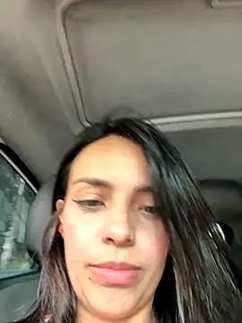 MailynAndNick online show from 11-15-25, 06:34