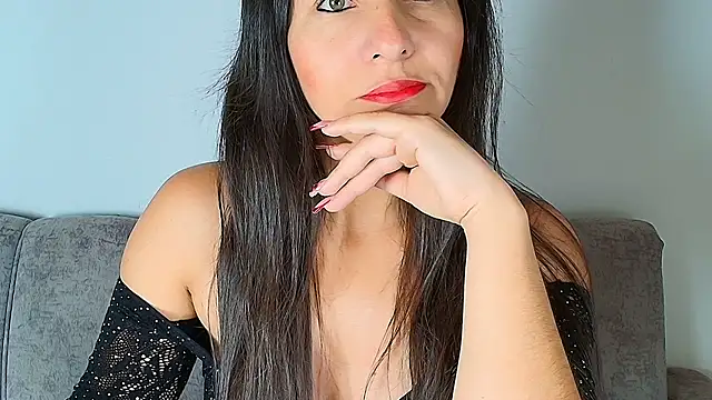 alana pink95 online show from 11-12-25, 07:34