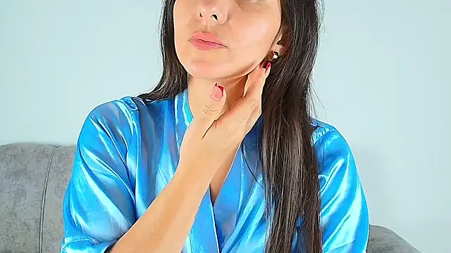 alana pink95 online show from 11-07-25, 07:29