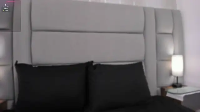 Snapshot of lexiee__ chatting on 04-22-26, 12:12 lexiee online show from 04-22-26, 12:12