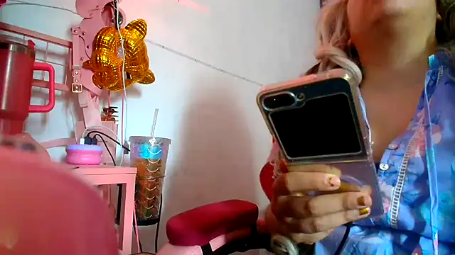 Snapshot of PrincessKDoll chatting on 06-28-26, 01:17 PrincessKDoll online show from 06-28-26, 01:17