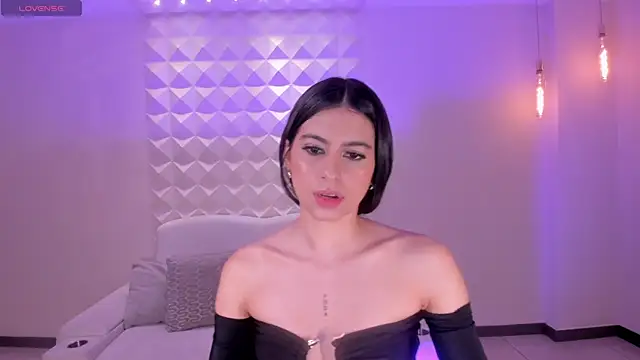 BellaConnorX online show from 04-12-26, 11:41