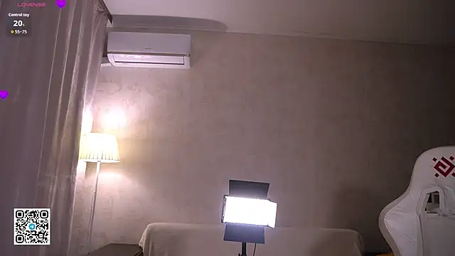 candylolly   online show from 12-20-25, 03:15