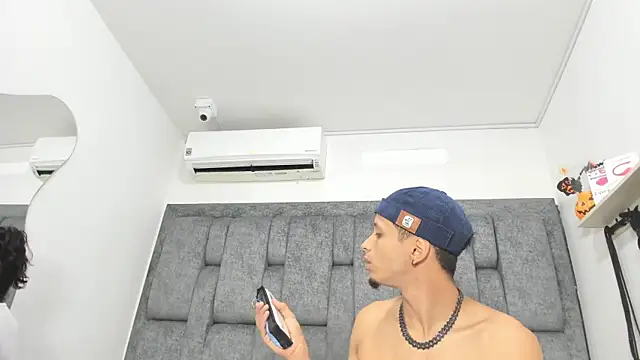 DamianandEva online show from 12-01-25, 01:01