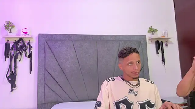 DamianandEva online show from 04-09-26, 12:11