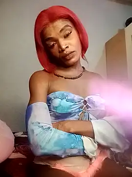 Lucile Carrie online show from 03-22-26, 12:18