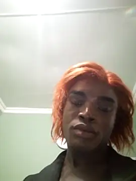 Lucile Carrie online show from 11-14-25, 03:21