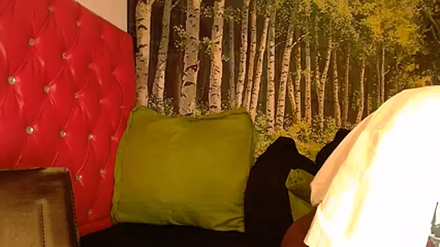 Lucile Carrie online show from 07-15-26, 04:52