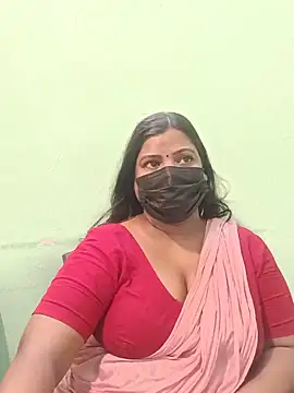Snapshot of tamil_Nithya_J chatting on 06-04-26, 10:31 tamil Nithya J online show from 06-04-26, 10:31