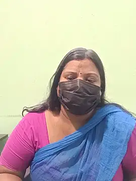 Snapshot of tamil_Nithya_J chatting on 06-02-26, 03:56 tamil Nithya J online show from 06-02-26, 03:56