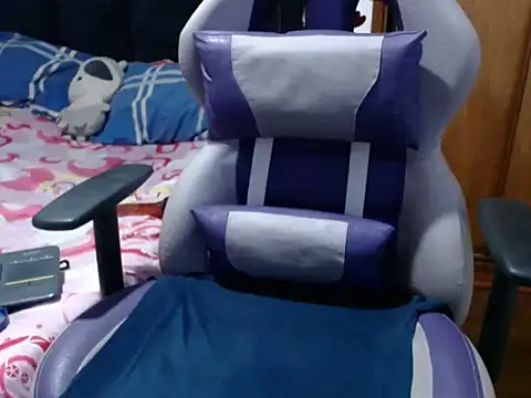 Angellove03 online show from 11-11-25, 08:42