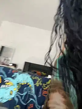 cowgirllyx online show from 10-30-25, 04:22