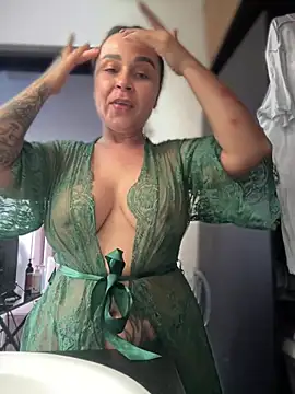 Natural BIGASS Nina online show from 12-19-25, 07:05