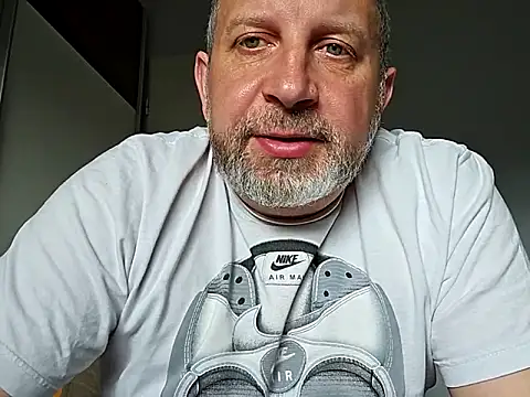 Snapshot of ghost430000 chatting on 06-14-26, 07:42 ghost430000 online show from 06-14-26, 07:42