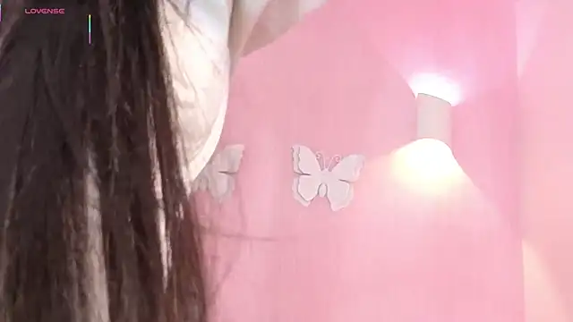 Snapshot of Little_arii chatting on 02-23-26, 07:03 Little arii online show from 02-23-26, 07:03