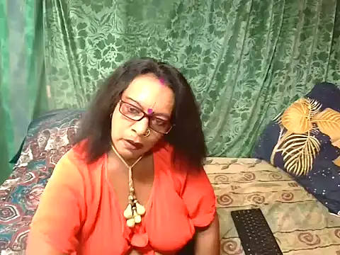 Snapshot of indianace69 chatting on 02-12-26, 09:53 indianace69 online show from 02-12-26, 09:53