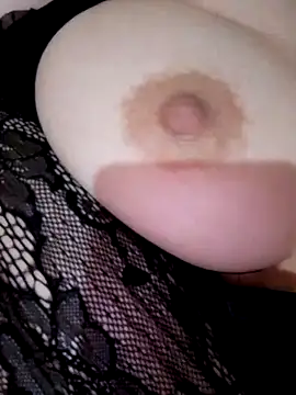 Nouna-loca online show from 11-05-25, 04:37