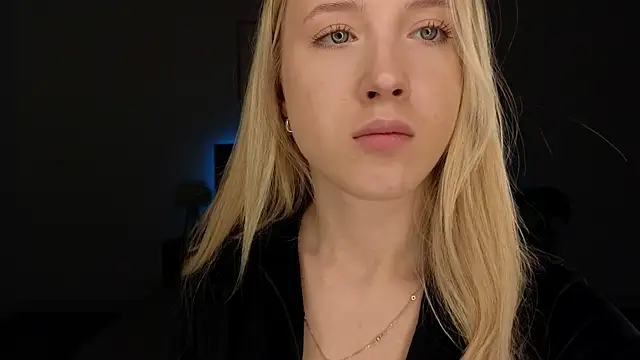 adele armass online show from 04-28-26, 08:24