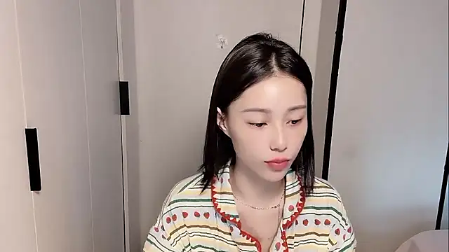 yuyu-33 online show from 01-18-26, 12:36