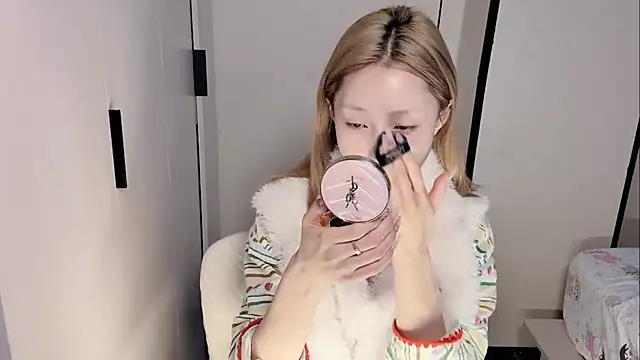 yuyu-33 online show from 03-04-26, 01:13