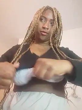 EvonyFoxxx online show from 01-18-26, 12:03