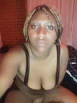 EvonyFoxxx online show from 12-04-25, 11:15