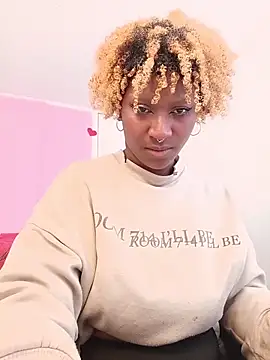 EvonyFoxxx online show from 04-02-26, 08:04