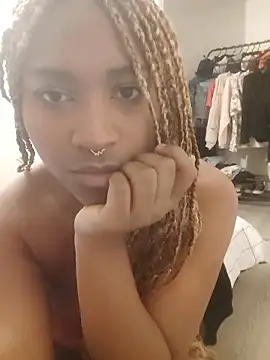 EvonyFoxxx online show from 01-14-26, 01:42