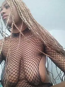 EvonyFoxxx online show from 01-18-26, 07:28