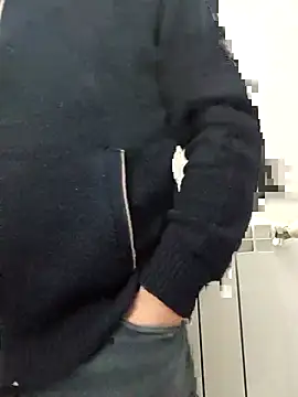 Snapshot of pino870 chatting on 02-20-26, 02:30 pino870 online show from 02-20-26, 02:30