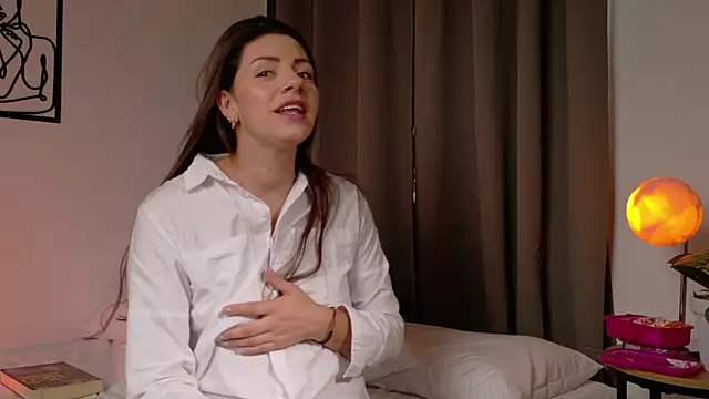 SeleneNova online show from 12-17-25, 08:14