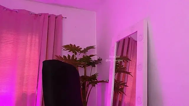 BabyLauritaa online show from 04-16-26, 06:52