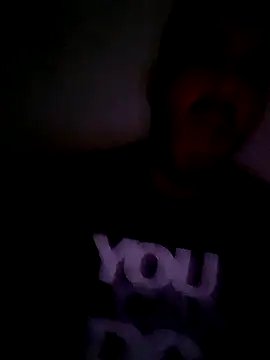 Snapshot of Ahm3-d chatting on 06-10-26, 01:01 Ahm3-d online show from 06-10-26, 01:01