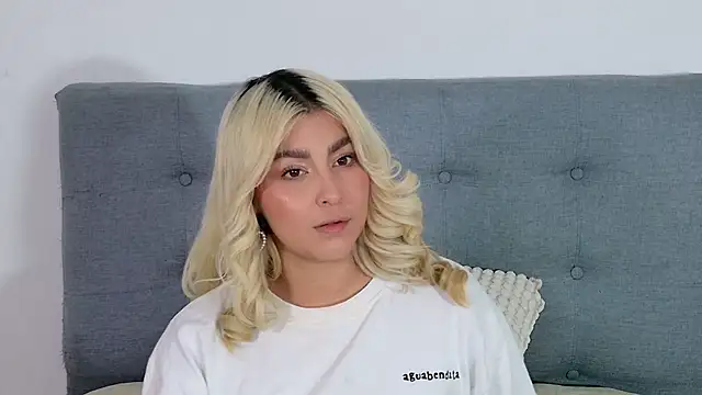 Elina Hills online show from 11-06-25, 04:11