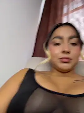 Elina Hills online show from 07-01-26, 01:33