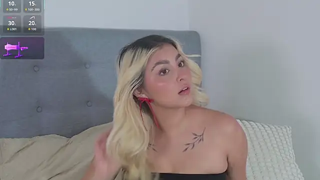 Elina Hills online show from 12-19-25, 02:52