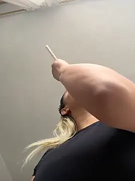 Elina Hills online show from 03-07-26, 03:06