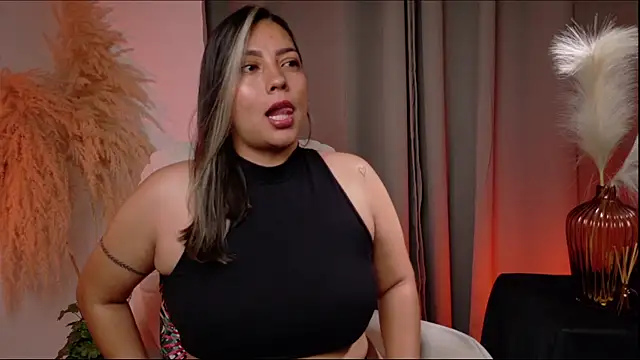 Zara Nova online show from 07-19-26, 01:14