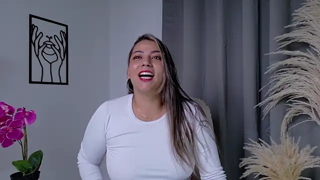 Zara Nova online show from 11-28-25, 08:09