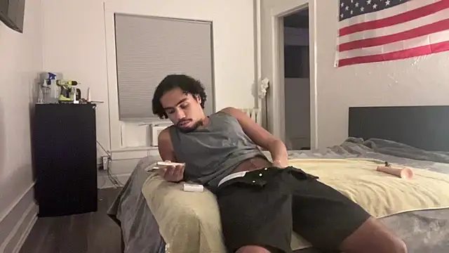 Snapshot of h0rnyboy101 chatting on 11-02-25, 01:54 h0rnyboy101 online show from 11-02-25, 01:54