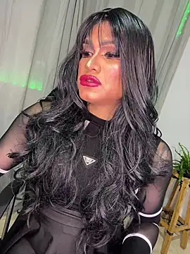 Snapshot of melani_ferraraa_ chatting on 06-18-26, 05:39 melani ferraraa online show from 06-18-26, 05:39