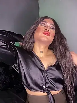 melani ferraraa  online show from 04-15-26, 04:18