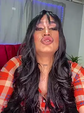 Snapshot of melani_ferraraa_ chatting on 05-23-26, 05:28 melani ferraraa online show from 05-23-26, 05:28