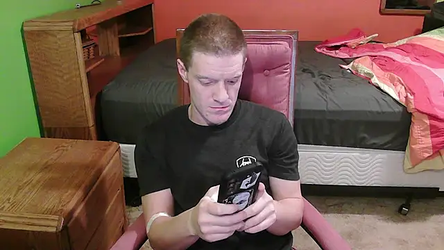 glamtransgoddess15 online show from 12-03-25, 01:39