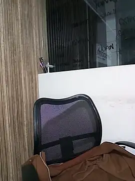 Valk submissive online show from 03-19-26, 05:29