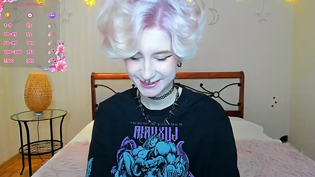 Angel Julles online show from 11-22-25, 01:15