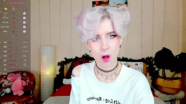 Angel Julles online show from 12-21-25, 01:30